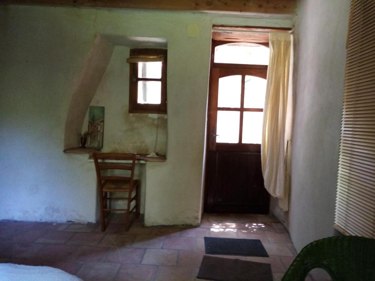 Mas Des Nabieres Bed & Breakfast Saint-Martial  Bagian luar foto