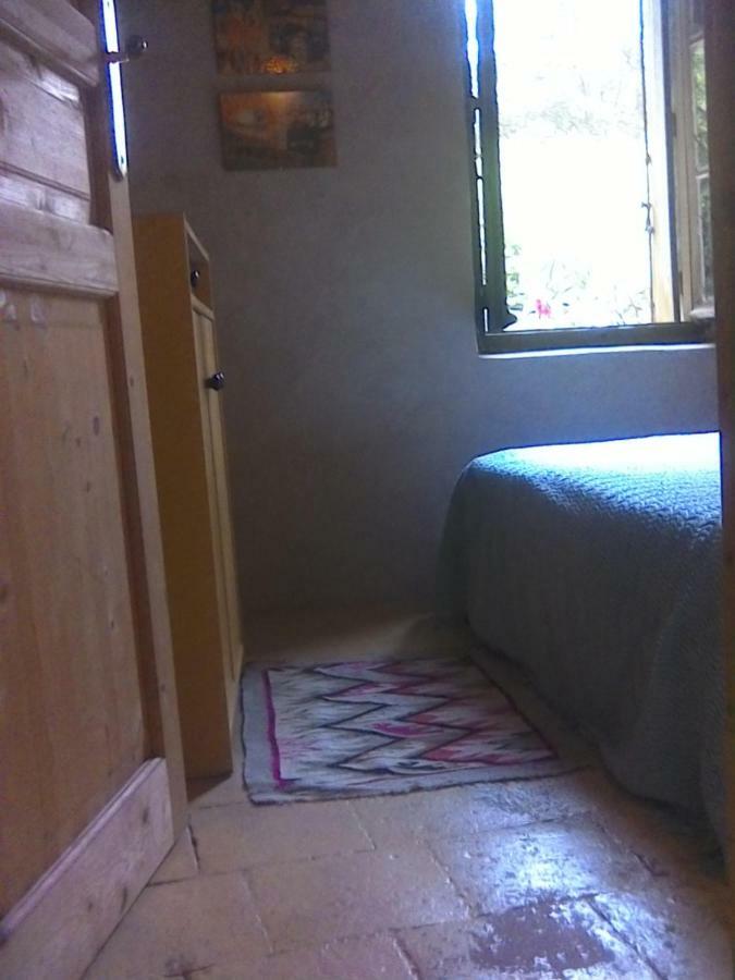 Mas Des Nabieres Bed & Breakfast Saint-Martial  Bagian luar foto
