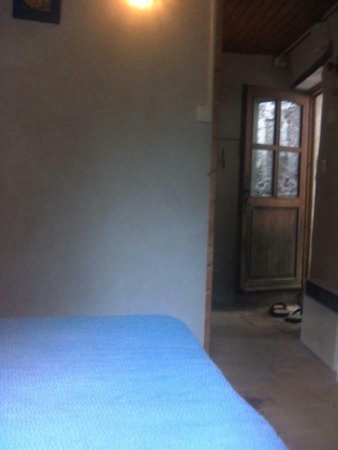 Mas Des Nabieres Bed & Breakfast Saint-Martial  Bagian luar foto
